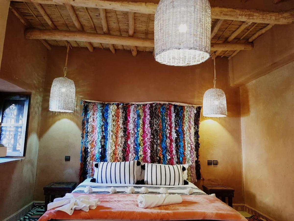 Dar Isselday Bed & Breakfast Tisseldeï Exterior foto