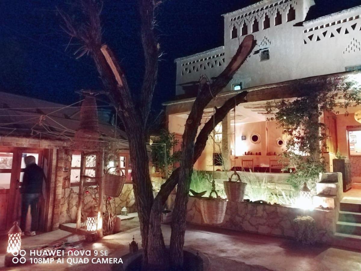 Dar Isselday Bed & Breakfast Tisseldeï Exterior foto