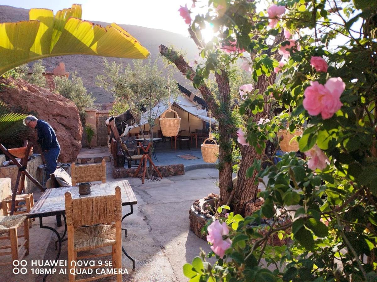 Dar Isselday Bed & Breakfast Tisseldeï Exterior foto