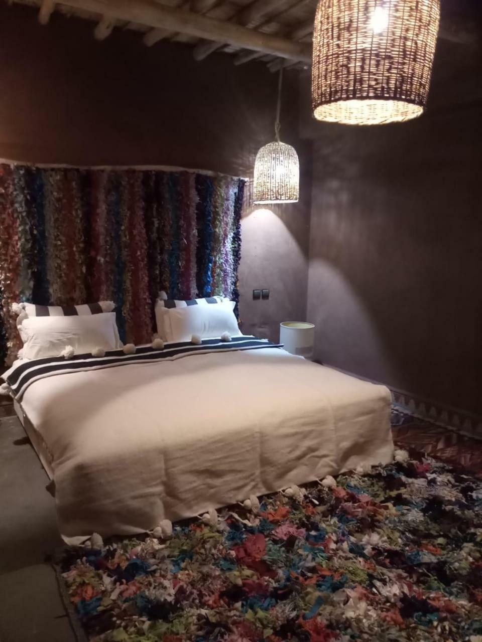 Dar Isselday Bed & Breakfast Tisseldeï Exterior foto